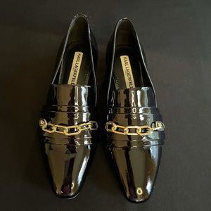Karl Lagerfeld Black Gold Link Flats Size 6.5